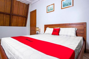 RedDoorz Plus near Parahyangan University